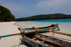 Putihnya Pasir di Pantai Peucang, Ujung Kulon